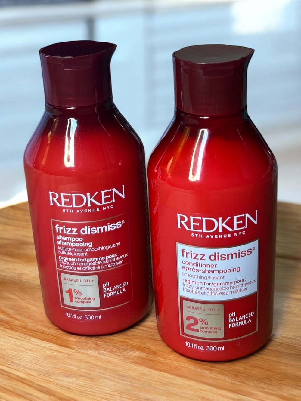 Redken Frizz Dismiss Shampoo & Conditioner Set - Red